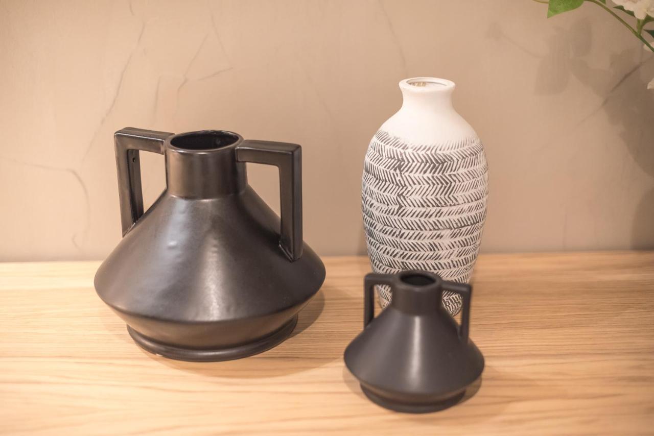 Apollonos 28 Luxury Suites アテネ エクステリア 写真