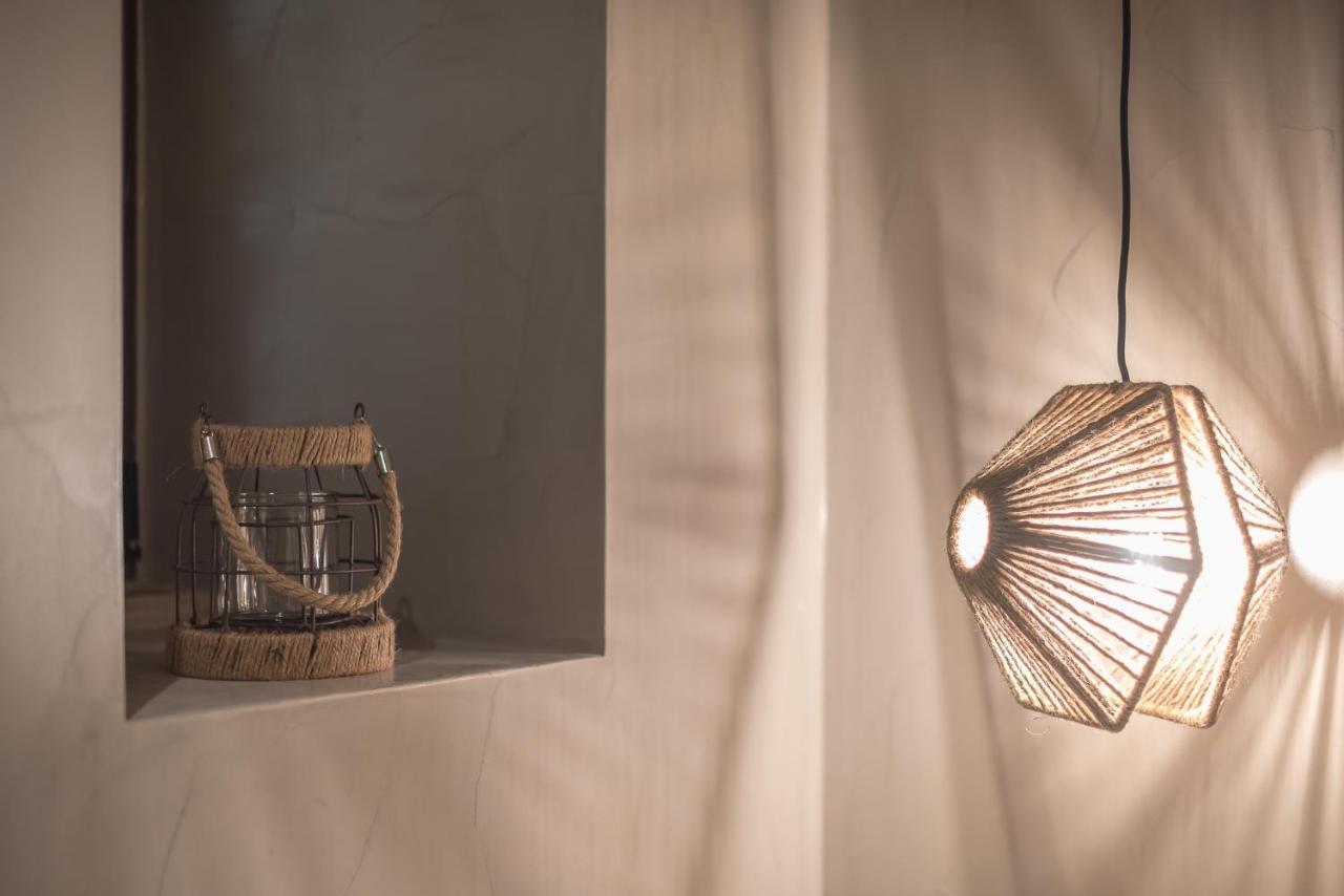 Apollonos 28 Luxury Suites アテネ エクステリア 写真