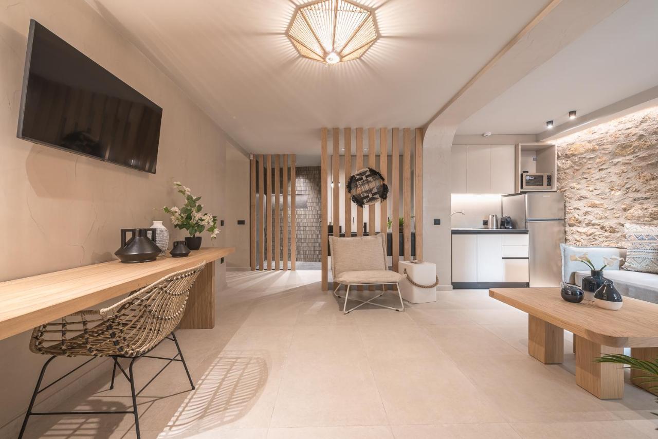 Apollonos 28 Luxury Suites アテネ エクステリア 写真