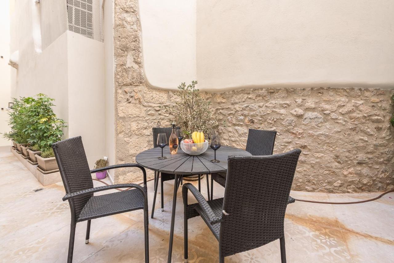 Apollonos 28 Luxury Suites アテネ エクステリア 写真